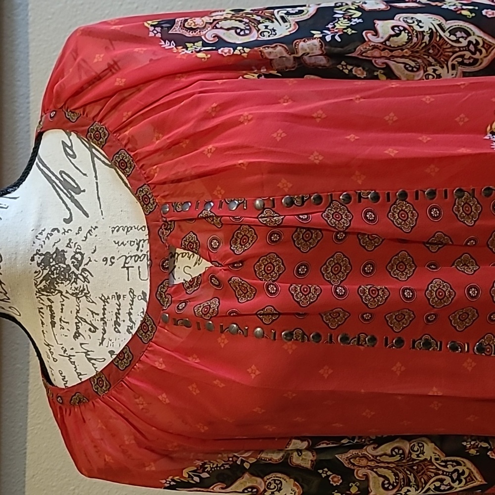 Sheer blouse - Picture 2 of 5